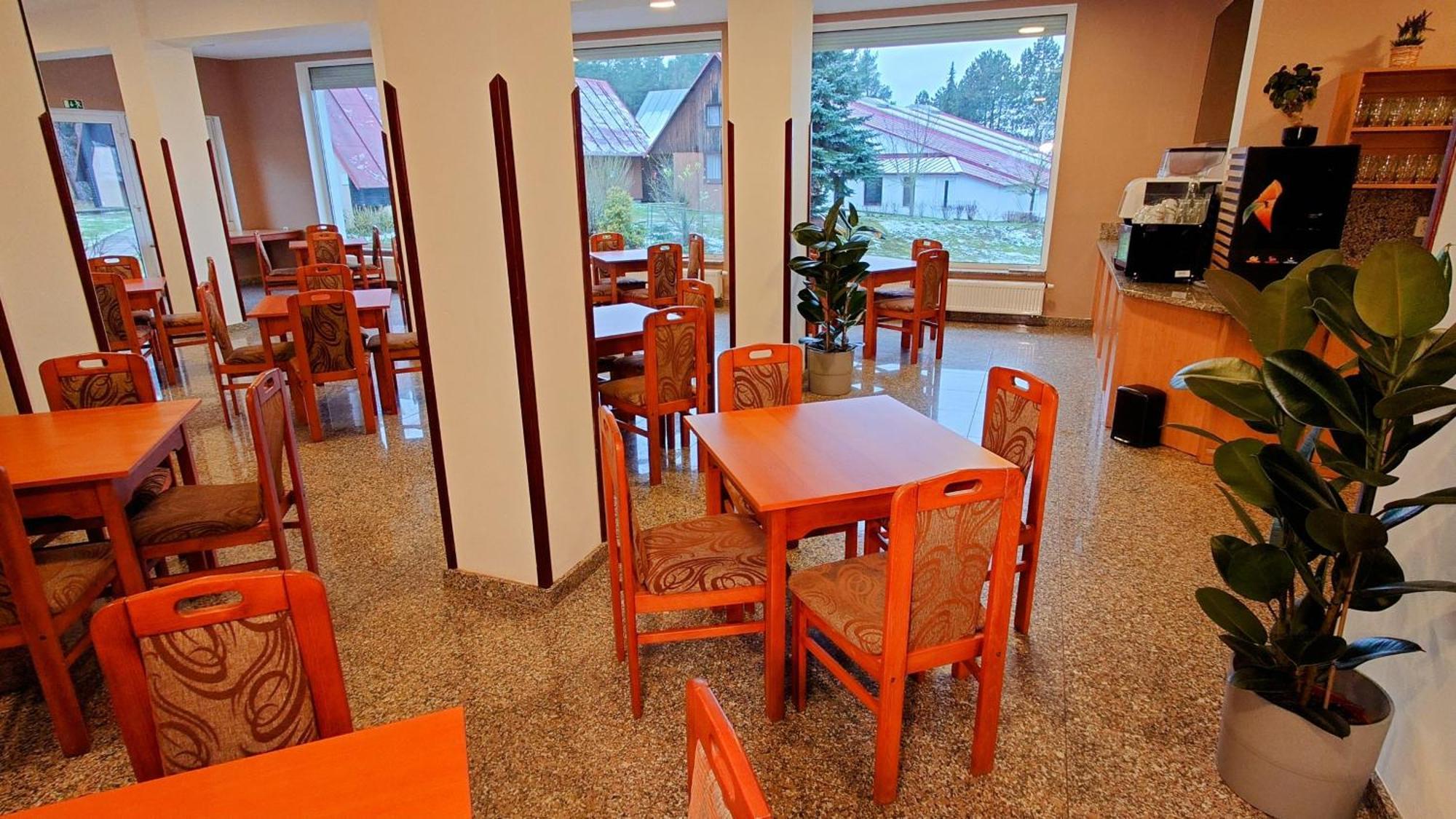 Raj Sportovni A Rekreacni Resort Branzez Kněžmost 외부 사진