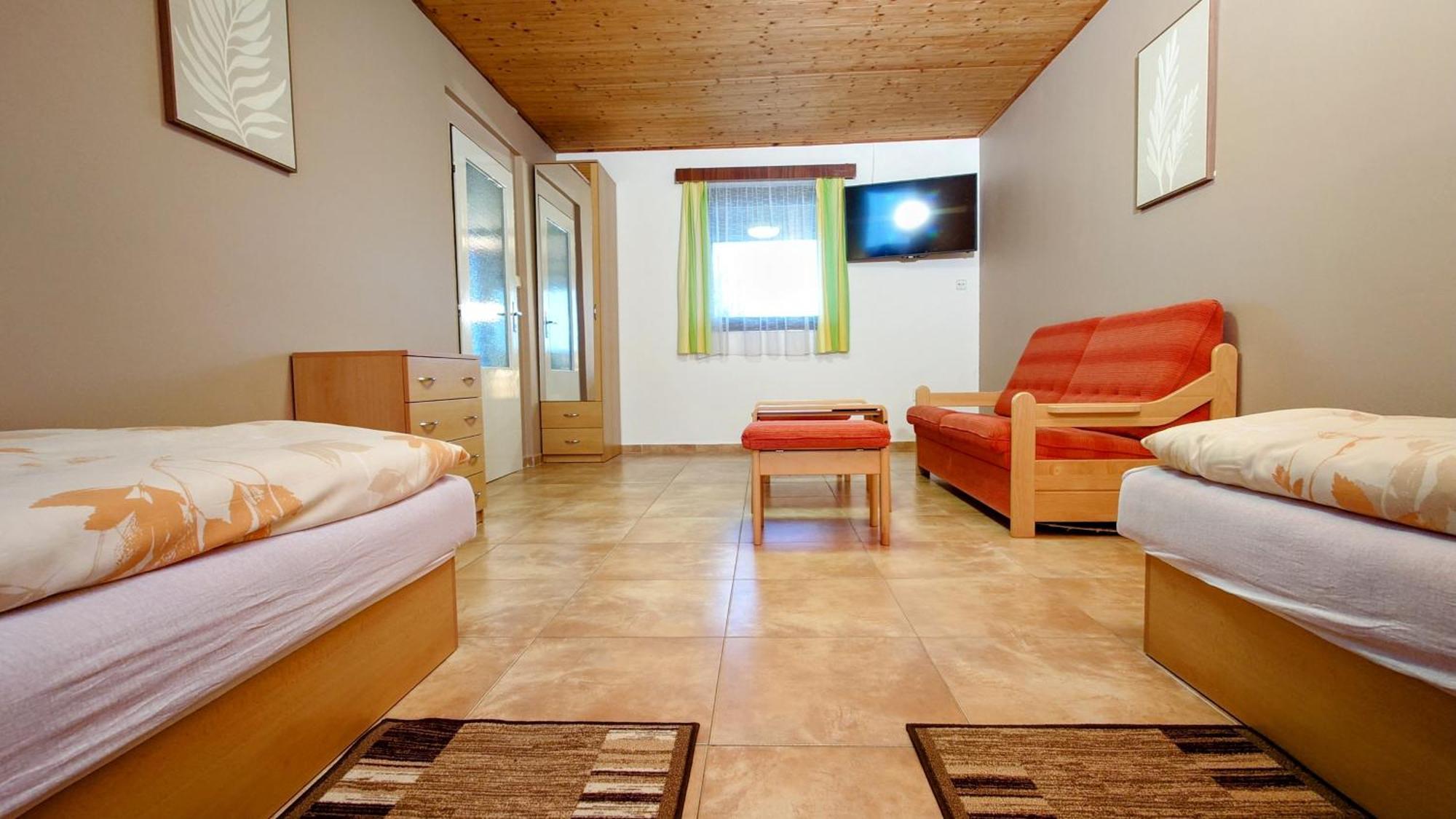 Raj Sportovni A Rekreacni Resort Branzez Kněžmost 외부 사진
